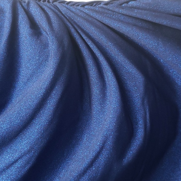 NWT Collection Dress Barn Wrap-Style Rauched Dress. Size 12. - Picture 3 of 6